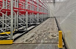 Передвижные стеллажи на складе-холодильнике ООО Озёрский продукт